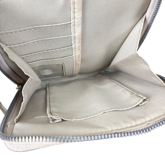 American Leather Co Cream Ivory Leather Crossbody Small Purse Card Organizer Bag - Picture 14 of 16